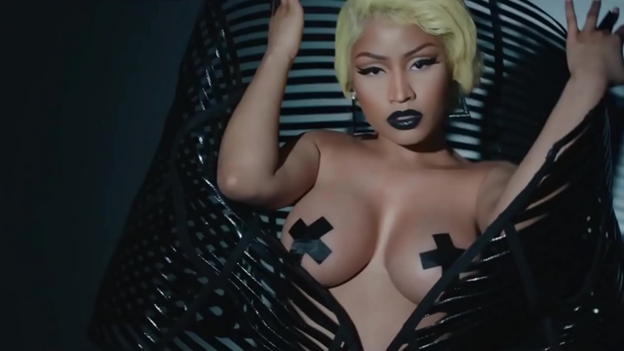 Nicki Minaj Grinding Topless