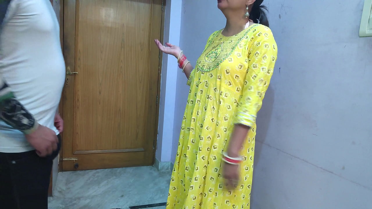 Indian Innocent Girl Fucked for Rent Due date Ghar malik bhada mangne aya saara ne kaha ek rat gujarlo mere sath Owner rent ke liye aa gaya main chup jata hu bathroom Rent or sex Owner fucked me