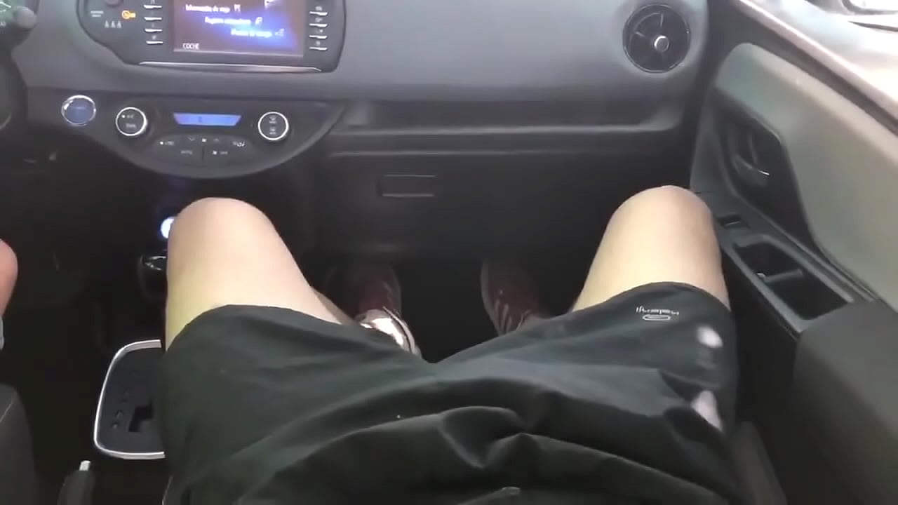 Blowjob in a car