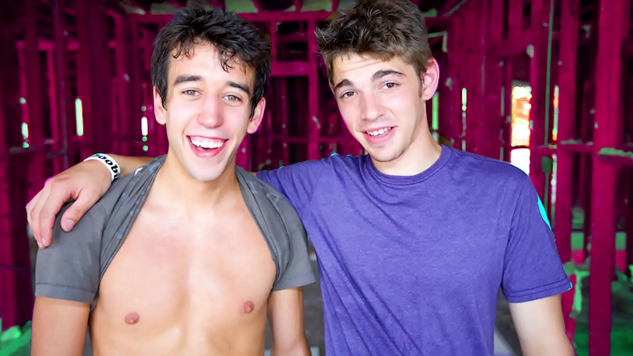 Two twinks having fun outdoors