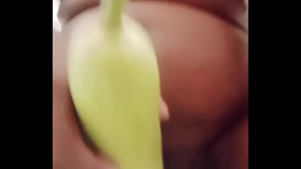 Desibhabhi and sex with vegetable