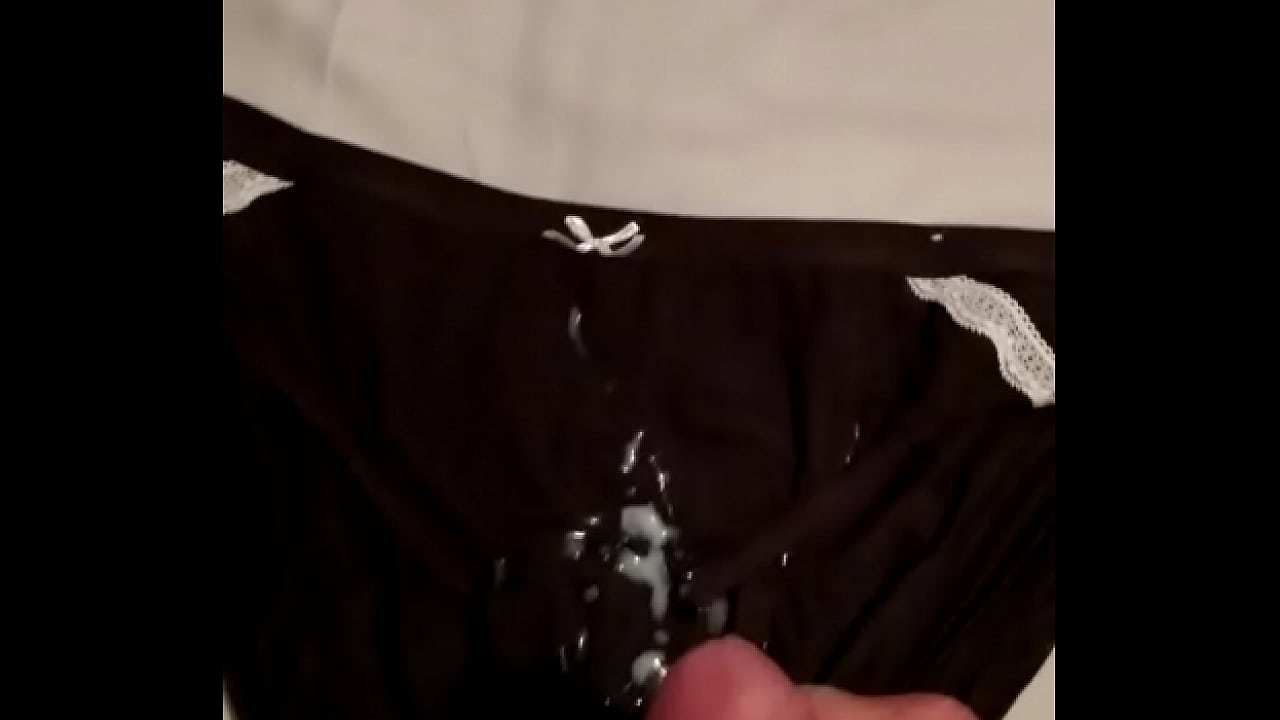 Masturbating with my wifes dirty panties