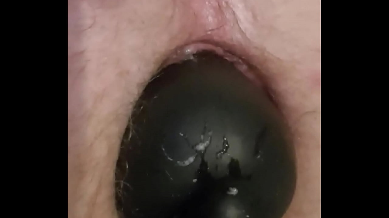 Birthing large plug