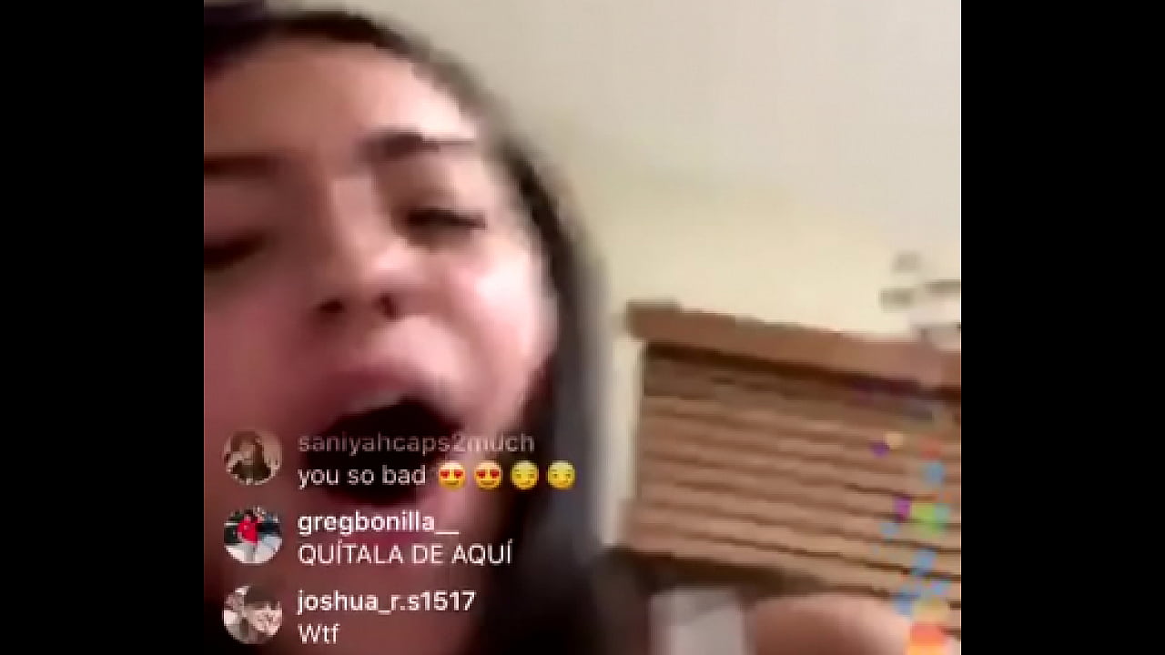 Show pussyMalu Trevejo's stream