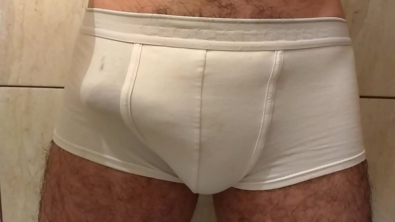 Volume do meu pau na cueca