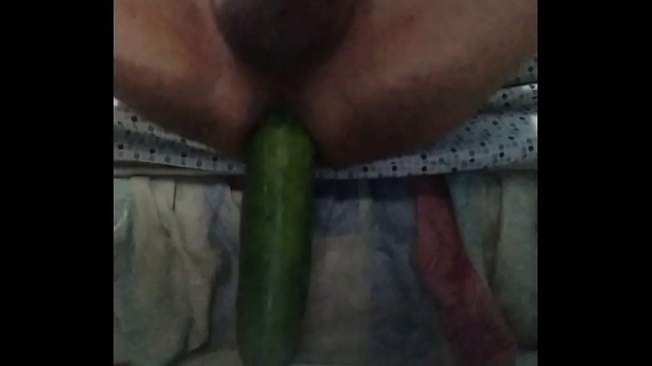 Dandome con el pepino y precticando, a quien le gustaria practicar conmigo?