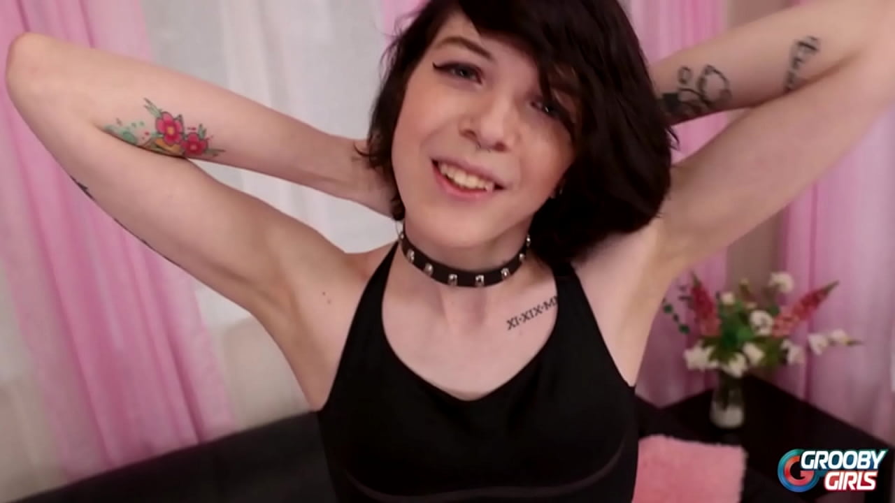 GROOBYGIRLS: Gorgeous young tranny with pierced nipples and tattoos masturbates with sex toy and plays with her feet.