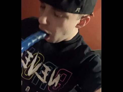 Amateur DeepThroats Blue Cock