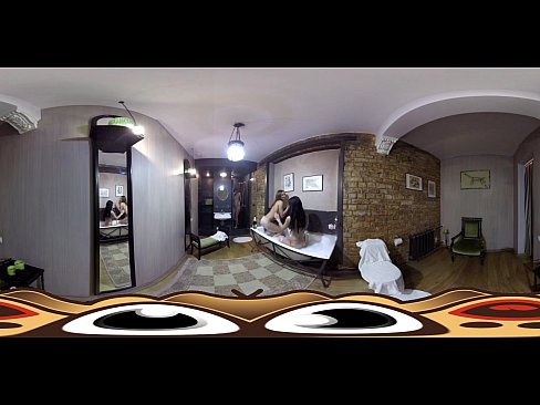 VR Porn Wet bath party in 360