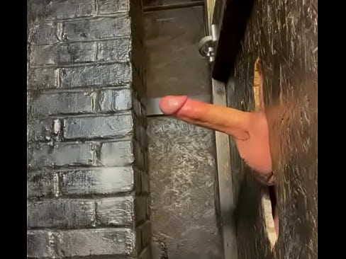 VIRGINIA GLORYHOLE FUN WITH JOCK