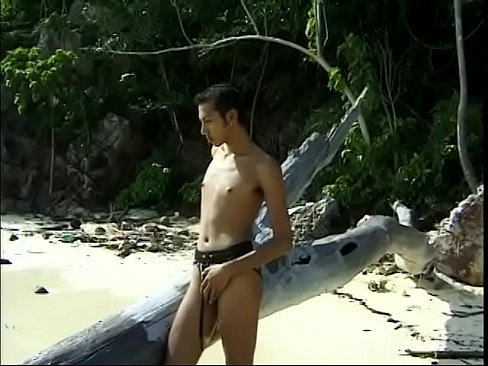 Thai gay twink went to beach for masturbating