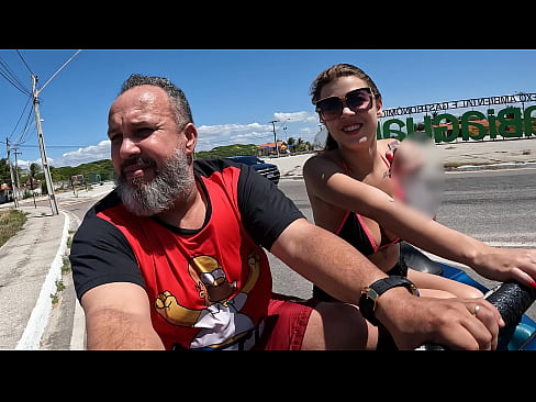 Ma Santos com a Carona do Ted no Buggy na praia do Futuro Ceará