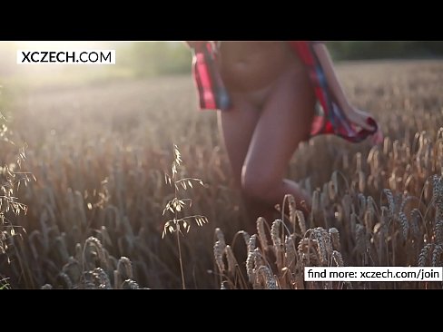 Sharon Cherry - Beauty in Sunset - XCZECH.com