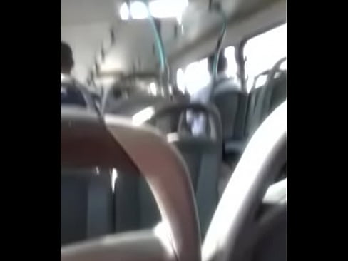 Mostrando o pau no ônibus de João Pessoa - PB