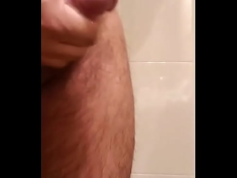 Cumming hard in bath