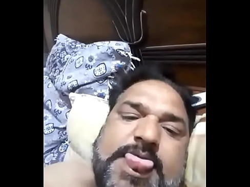 Shahzad Kiyani For india Most Small against big size or real masturbating