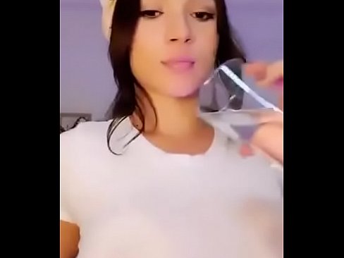 agua en tetas