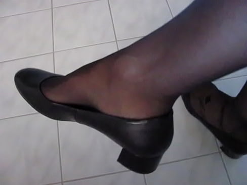 French Lady Isabelle-Sandrine, always a pleasure to dangle in leather pumps