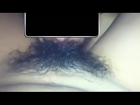 encontre desnuda a mi compañera y le chupe su rica vagina