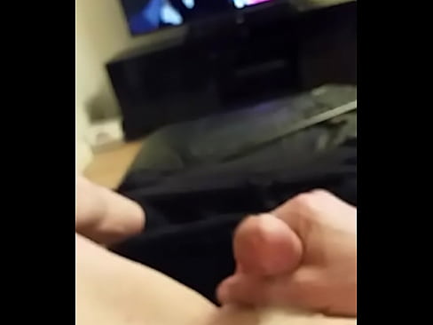 A quick cumshot from a Bisexual guy