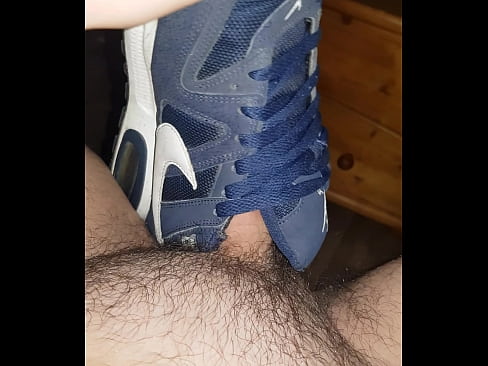 Gay sex amateur dick blowjob fetish sneak sneakers  in Nike' Airmax french fetish sket branle