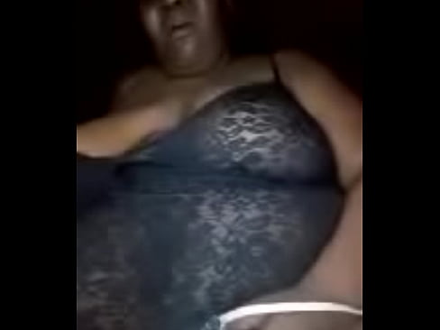 Black fat pussy hoe stabbin her self