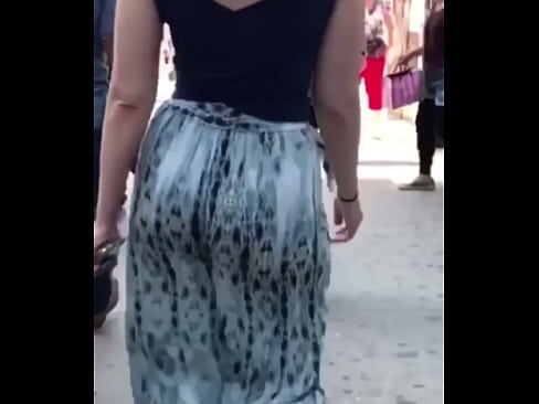 Walking ass clap