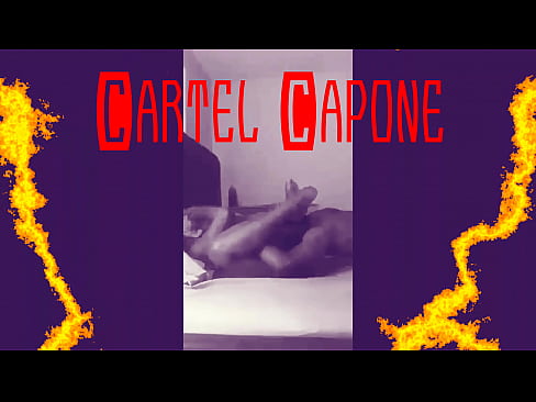 Thick bitch couldnt handle capone tongueo