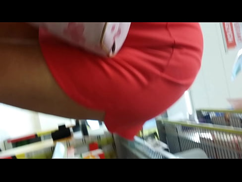 Upskirt milf in store