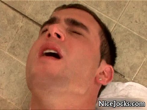 Jocks in hardcore cock sucking gay video