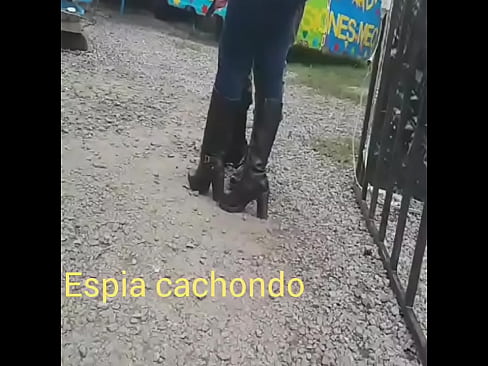 Culito de la madura ?