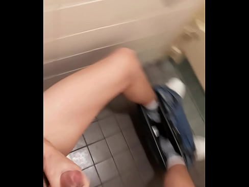 Cum in toilet