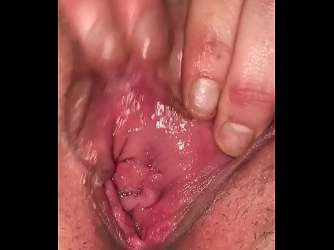 Cumming on white Pussy