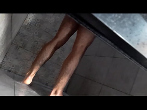 Tunisian spy cam in the gym shower