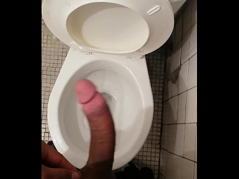 Paja en baño del trabajo