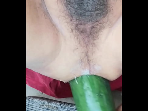 Mi culo comiendo pepinos