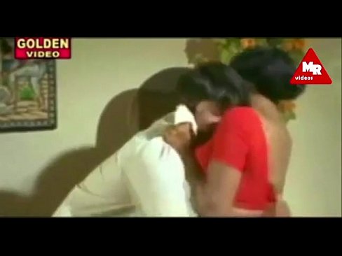 red saree aunty seducing hot