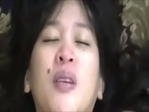 Pinoy slut loves cock