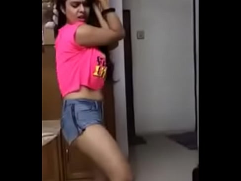 Pakistani girl dance