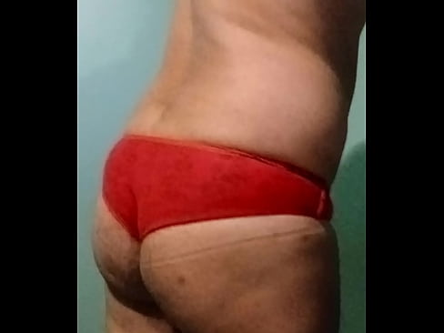 Man panties showing off