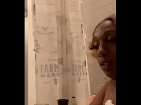 Ebony stripper gets lit in bathroom