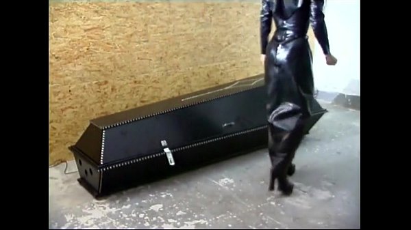 Hot girl in latex dildos her cunt