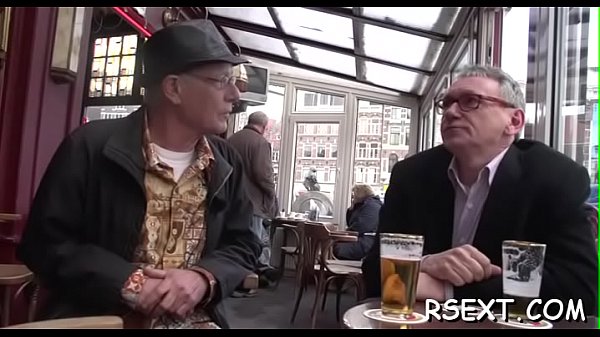 Fellow gives trip of amsterdam