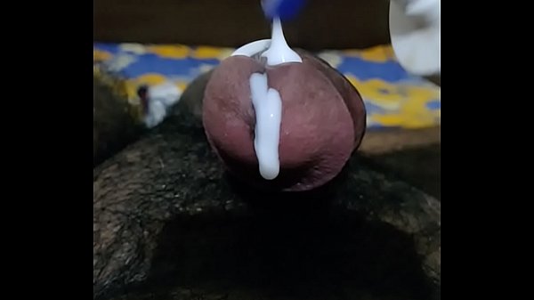 Narhem jerking and cumming