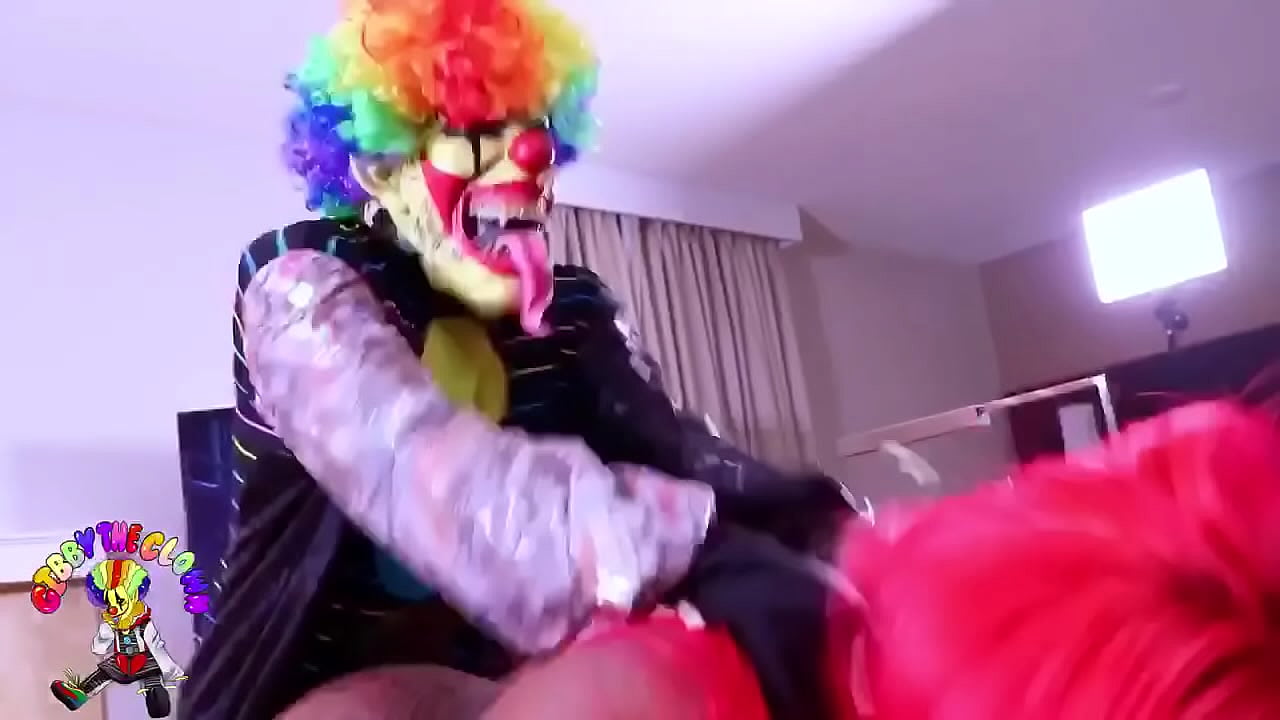 Clown fucks pornstar on Halloween