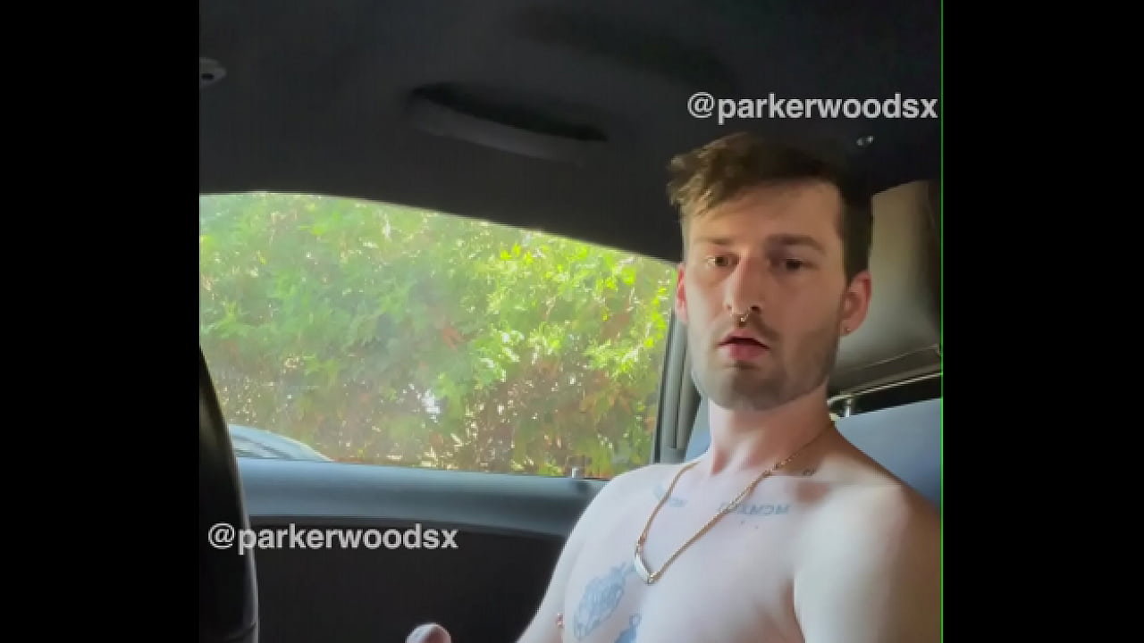 risky sucking his own cock in a dirt parking lot full of cars then cums on his stomach