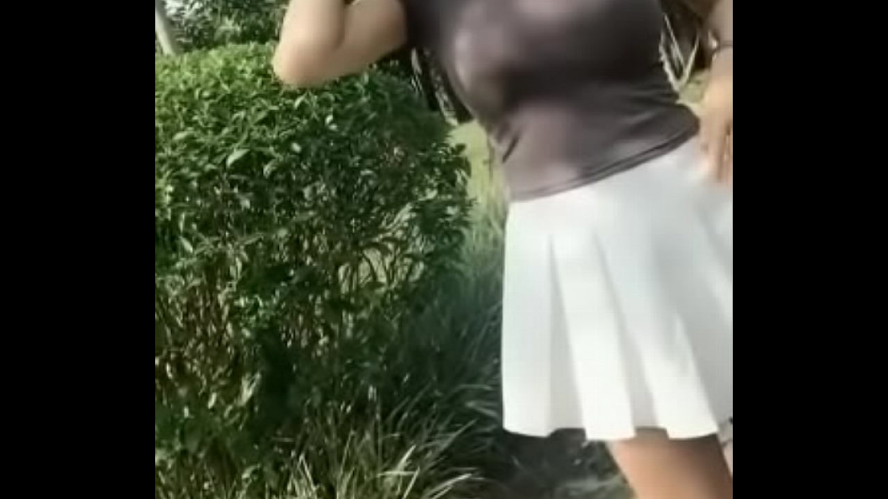 desi girl doing dance moves in short dres