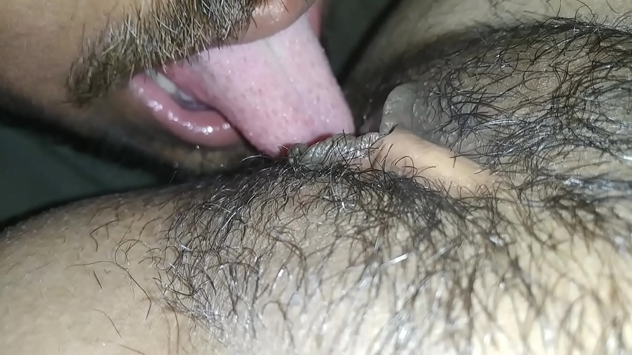 Hot pussy eating