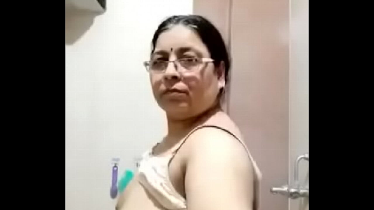 Indian mom big boobs