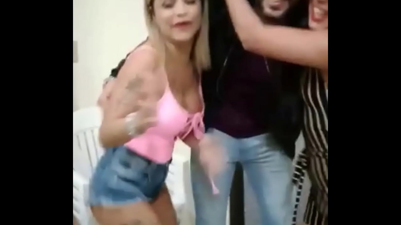 Melhores momentos com as gatas porstar Birele Pocahontas e Izabela Pimenta afamosa cantora de funk  em um role top com o ator e atleta Allan Guerra Gomes